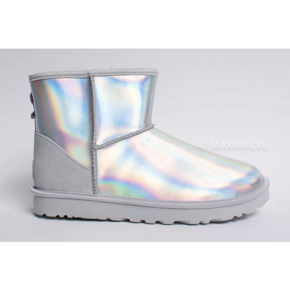 NIB Ugg classic mini iridescent bootie SIZE 7